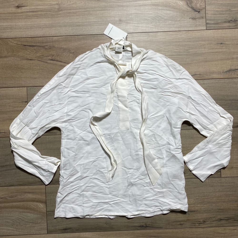 Club Monaco Womens Tie Neck Top Size XS Blanc De Blanc